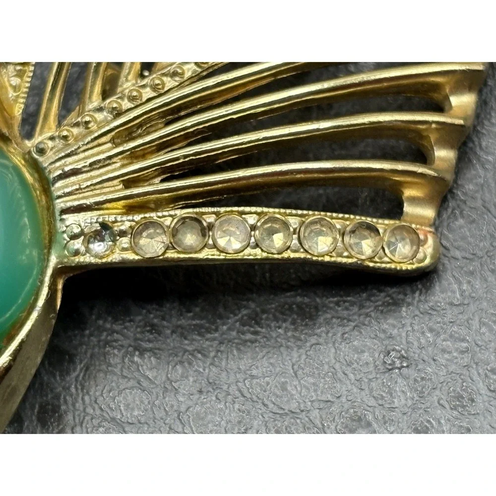 VTG Gold Tone Hummingbird Bird Brooch Green Moon glow Cabochon Clear Rhinestones